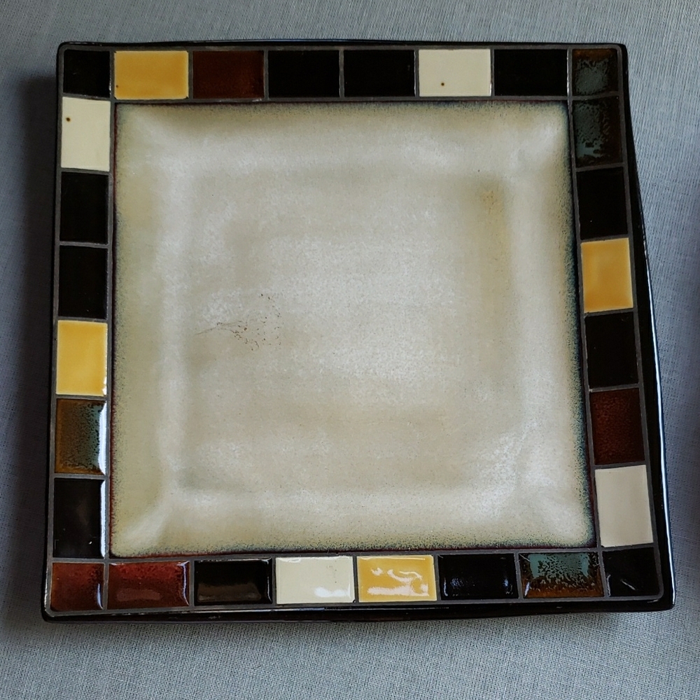 Ceramic Accent Plate with Multicolor Border/ Candle
